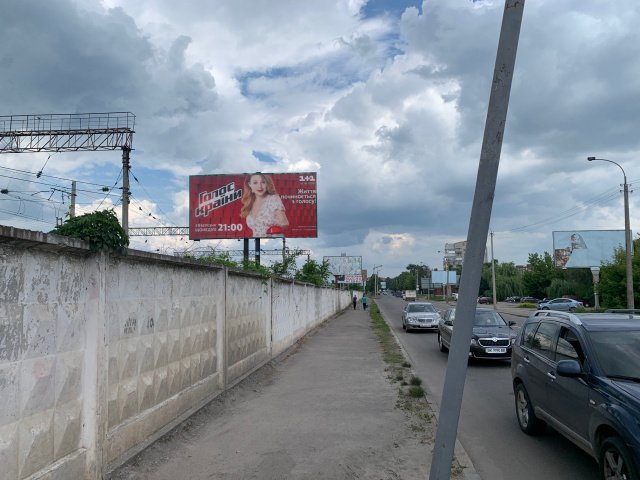 `Билборд №246146 в городе Ровно (Ровенская область), размещение наружной рекламы, IDMedia-аренда по самым низким ценам!`