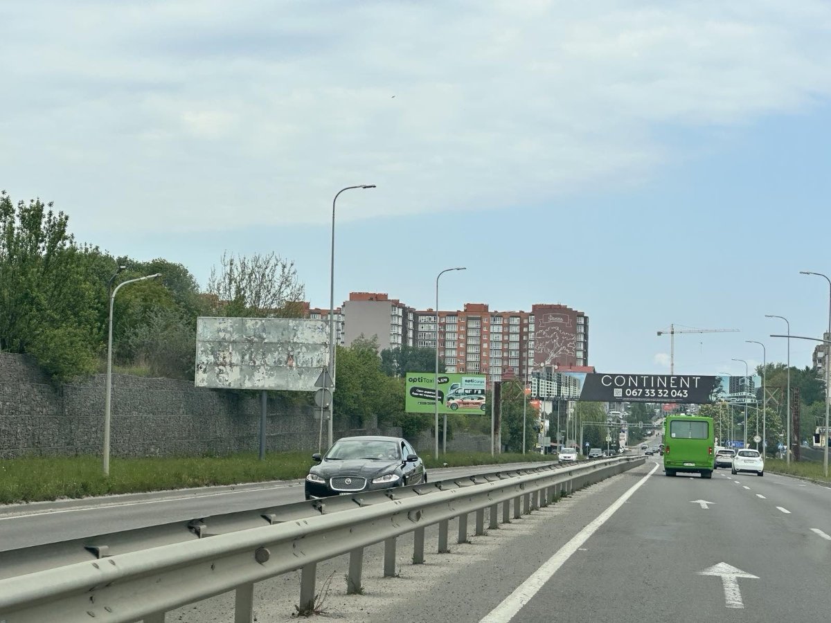 Білборд формат 3*6 №250841 в городе Львів (Львівська область) Білборд №250841 в місті Львів (Львівська область), розміщення зовнішнішньої реклами, IDMedia-оренда найнижчі ціни!