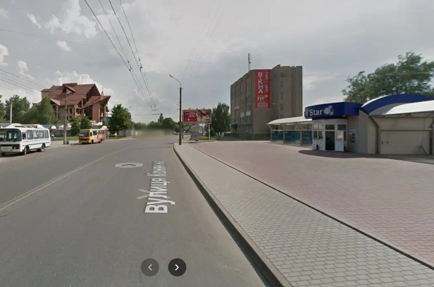 `Брандмауэр №250908 в городе Луцк (Волынская область), размещение наружной рекламы, IDMedia-аренда по самым низким ценам!`