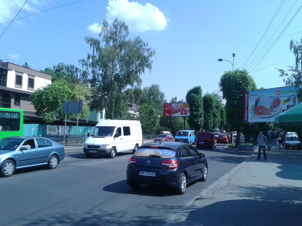 `Билборд №251964 в городе Ровно (Ровенская область), размещение наружной рекламы, IDMedia-аренда по самым низким ценам!`