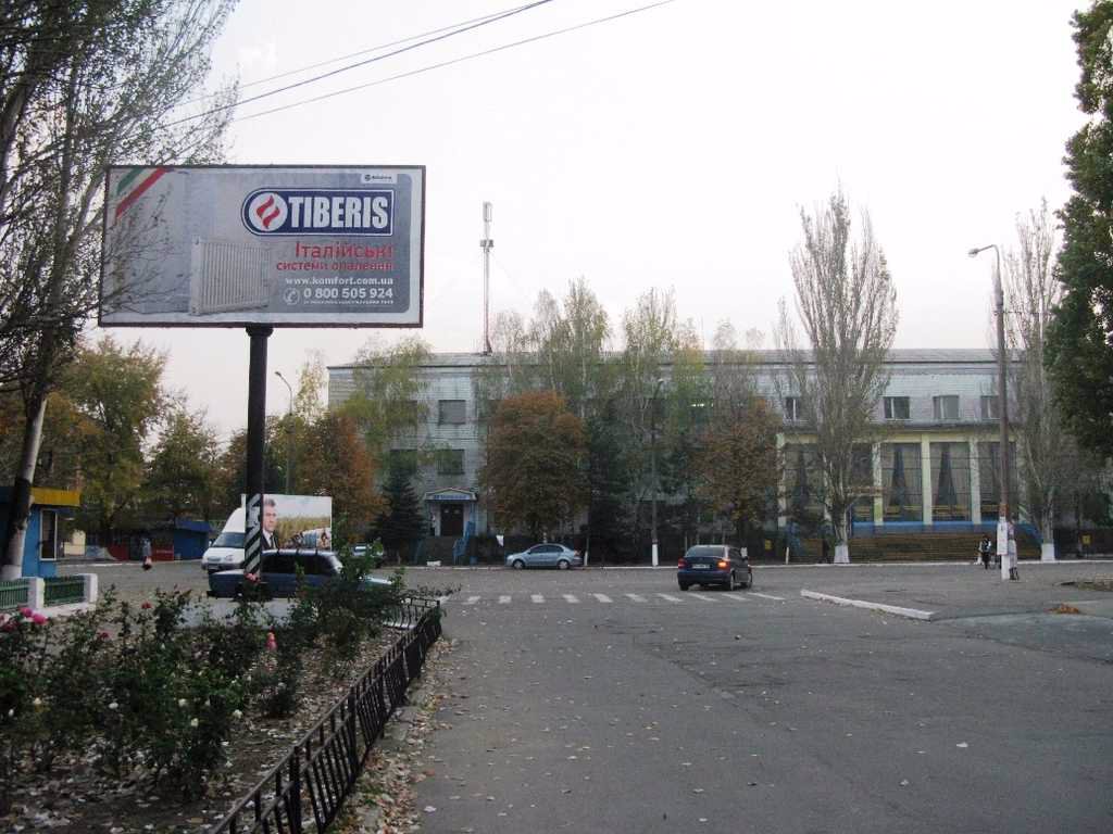 `Билборд №2525 в городе Пологи (Запорожская область), размещение наружной рекламы, IDMedia-аренда по самым низким ценам!`
