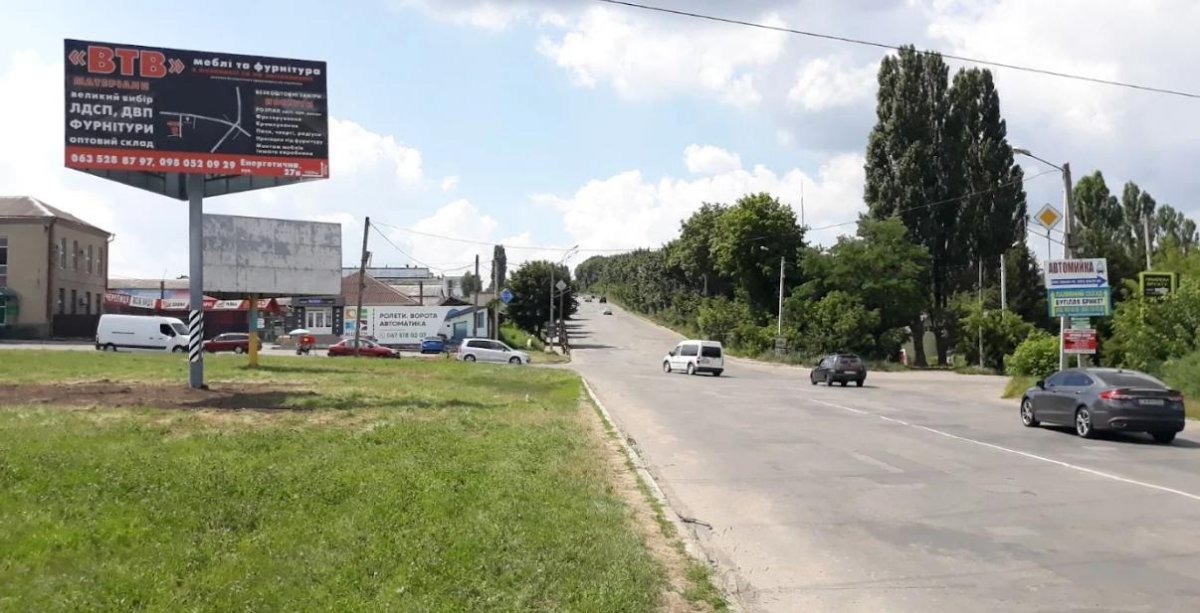 `Билборд №254390 в городе Умань (Черкасская область), размещение наружной рекламы, IDMedia-аренда по самым низким ценам!`