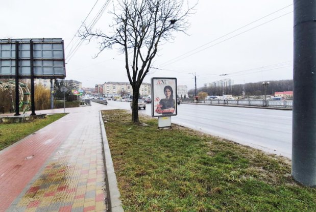 Сітілайт №254834 в місті Тернопіль (Тернопільська область), розміщення зовнішнішньої реклами, IDMedia-оренда найнижчі ціни!