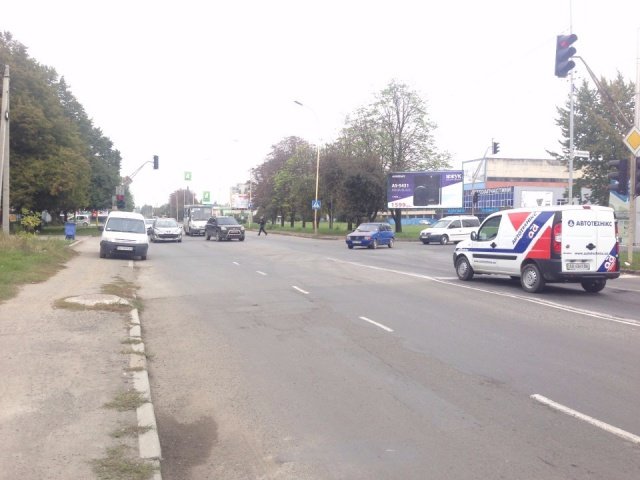 Билборд формат 3х6 №255421 в городе Ужгород (Закарпатская область) `Билборд №255421 в городе Ужгород (Закарпатская область), размещение наружной рекламы, IDMedia-аренда по самым низким ценам!`