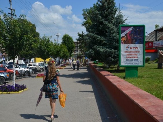 Сітілайт №255818 в місті Тячів (Закарпатська область), розміщення зовнішнішньої реклами, IDMedia-оренда найнижчі ціни!