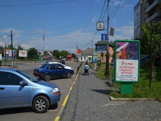 Сітілайт №255826 в місті Тячів (Закарпатська область), розміщення зовнішнішньої реклами, IDMedia-оренда найнижчі ціни!
