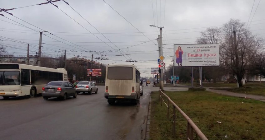 Білборд №255890 в місті Кропивницький (Кіровоградська область), розміщення зовнішнішньої реклами, IDMedia-оренда найнижчі ціни!