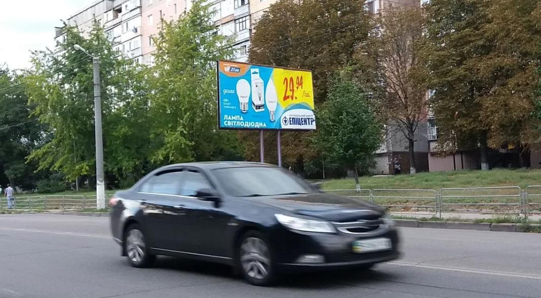Білборд №255895 в місті Кропивницький (Кіровоградська область), розміщення зовнішнішньої реклами, IDMedia-оренда найнижчі ціни!