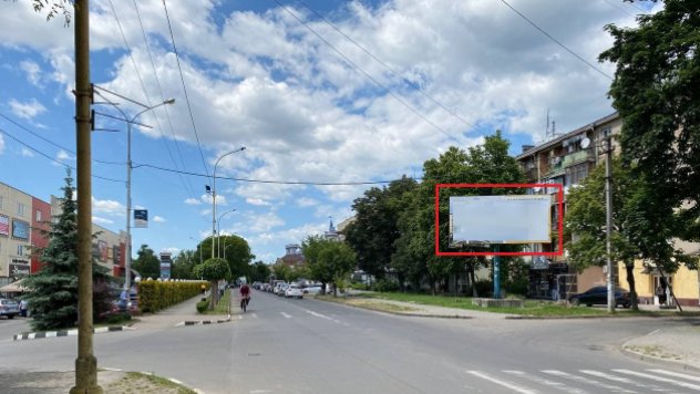 Білборд №255942 в місті Ужгород (Закарпатська область), розміщення зовнішнішньої реклами, IDMedia-оренда найнижчі ціни!