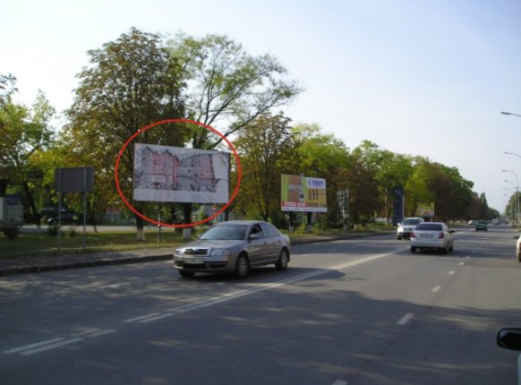`Билборд №255963 в городе Ужгород (Закарпатская область), размещение наружной рекламы, IDMedia-аренда по самым низким ценам!`
