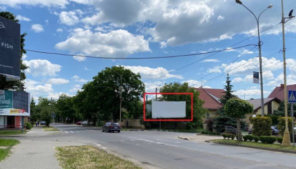 `Билборд №255989 в городе Ужгород (Закарпатская область), размещение наружной рекламы, IDMedia-аренда по самым низким ценам!`