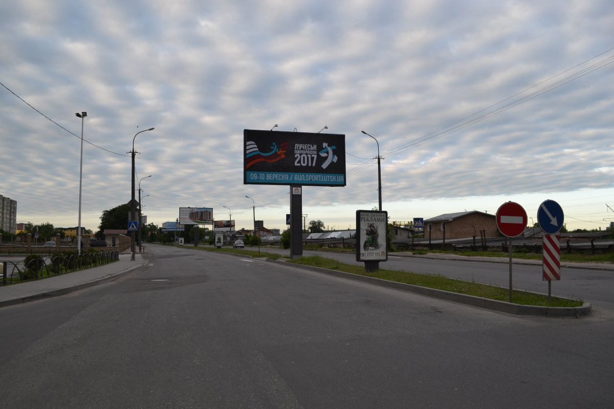 Білборд №256136 в місті Луцьк (Волинська область), розміщення зовнішнішньої реклами, IDMedia-оренда найнижчі ціни!