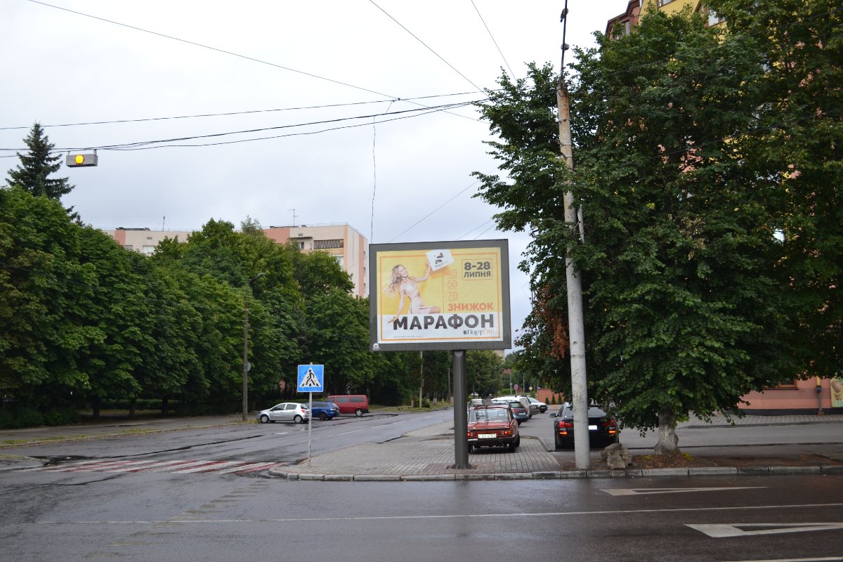 Екран №256190 в місті Луцьк (Волинська область), розміщення зовнішнішньої реклами, IDMedia-оренда найнижчі ціни!