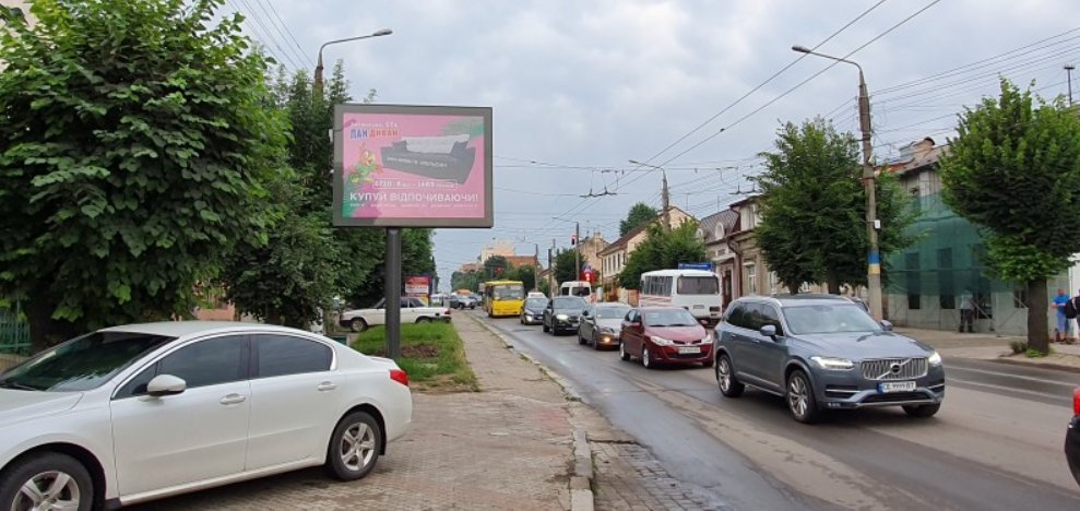 Скрол №256810 в місті Чернівці (Чернівецька область), розміщення зовнішнішньої реклами, IDMedia-оренда найнижчі ціни!