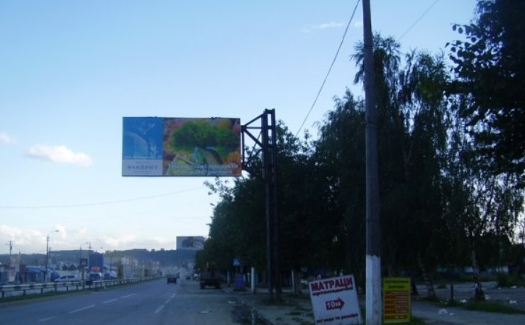 `Билборд №256978 в городе Черновцы (Черновицкая область), размещение наружной рекламы, IDMedia-аренда по самым низким ценам!`