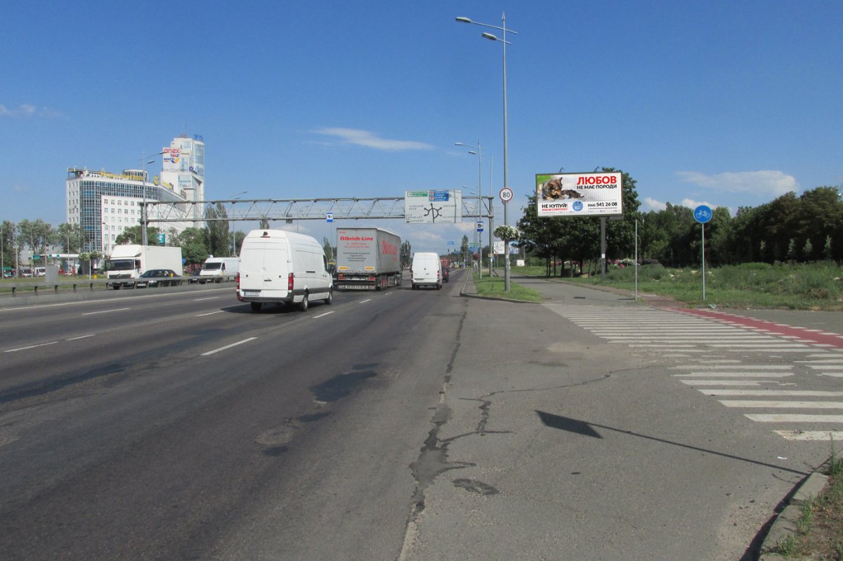 `Билборд №257814 в городе Киев (Киевская область), размещение наружной рекламы, IDMedia-аренда по самым низким ценам!`