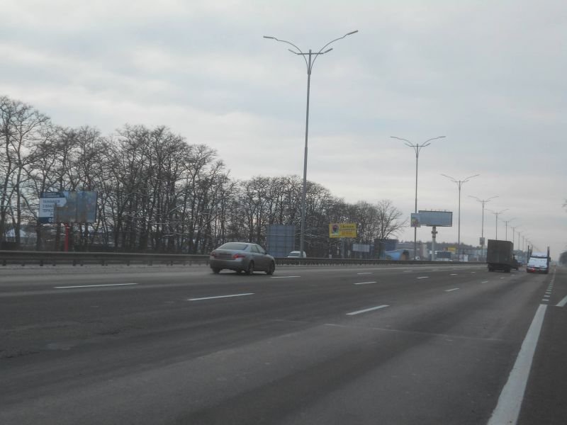 `Билборд №260154 в городе Киев трасса (Киевская область), размещение наружной рекламы, IDMedia-аренда по самым низким ценам!`