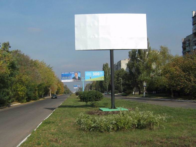 Білборд №2614 в місті Бахмут (Артемівськ) (Донецька область), розміщення зовнішнішньої реклами, IDMedia-оренда найнижчі ціни!