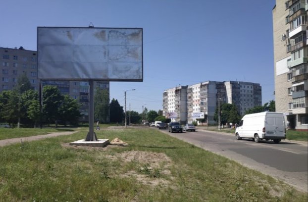 `Билборд №261601 в городе Шостка (Сумская область), размещение наружной рекламы, IDMedia-аренда по самым низким ценам!`