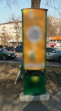 `Тумба №262170 в городе Запорожье (Запорожская область), размещение наружной рекламы, IDMedia-аренда по самым низким ценам!`