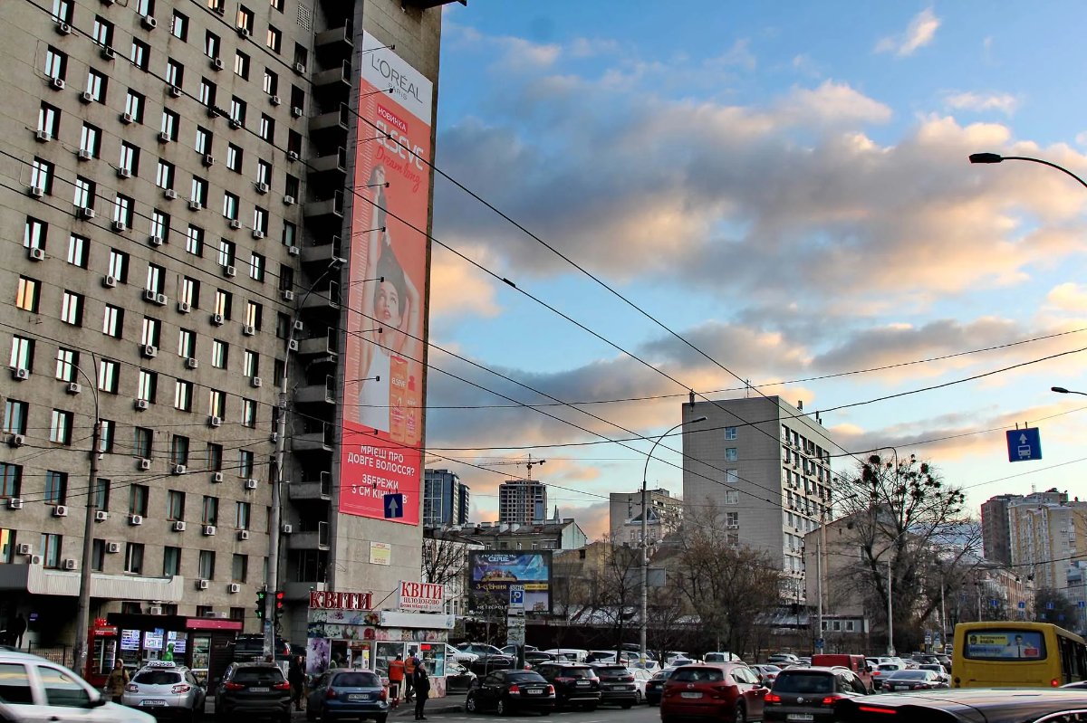 `Брандмауэр №263663 в городе Киев (Киевская область), размещение наружной рекламы, IDMedia-аренда по самым низким ценам!`