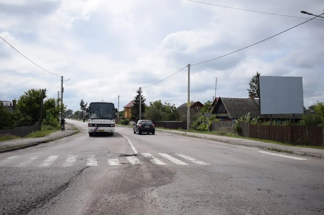 `Билборд №265761 в городе Сарны (Ровенская область), размещение наружной рекламы, IDMedia-аренда по самым низким ценам!`