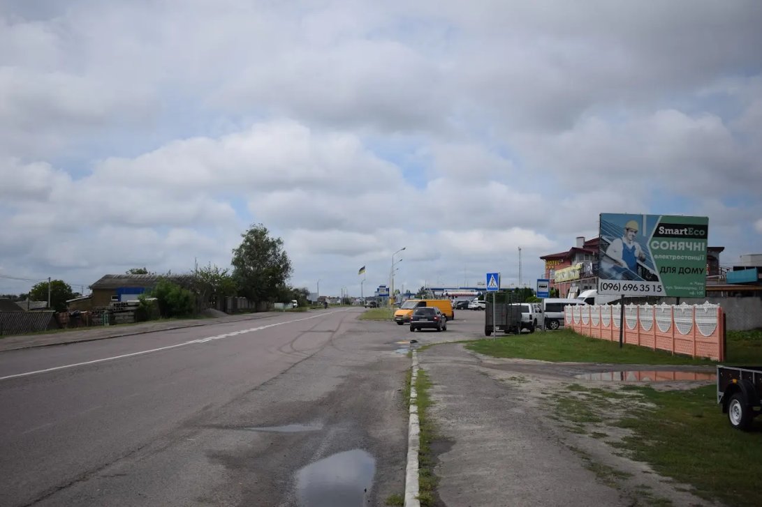 `Билборд №265775 в городе Сарны (Ровенская область), размещение наружной рекламы, IDMedia-аренда по самым низким ценам!`