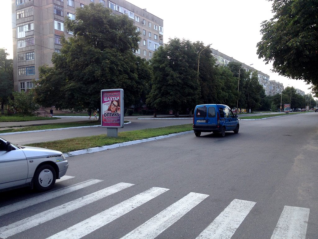 `Ситилайт №265923 в городе Александрия (Кировоградская область), размещение наружной рекламы, IDMedia-аренда по самым низким ценам!`