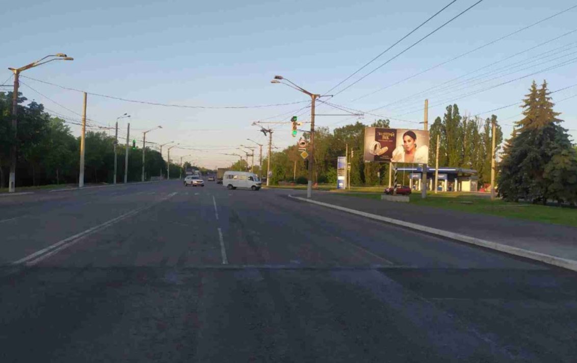 `Билборд №266188 в городе Кривой Рог (Днепропетровская область), размещение наружной рекламы, IDMedia-аренда по самым низким ценам!`