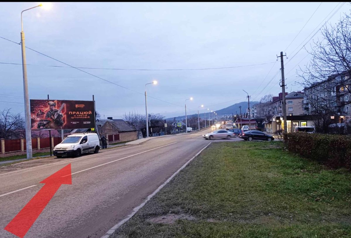 Билборд формат 3х6 №266620 в городе Кременец (Тернопольская область) `Билборд №266620 в городе Кременец (Тернопольская область), размещение наружной рекламы, IDMedia-аренда по самым низким ценам!`