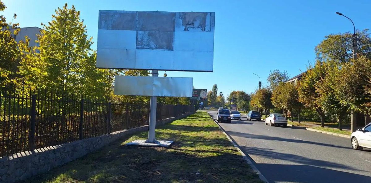 `Билборд №266738 в городе Умань (Черкасская область), размещение наружной рекламы, IDMedia-аренда по самым низким ценам!`