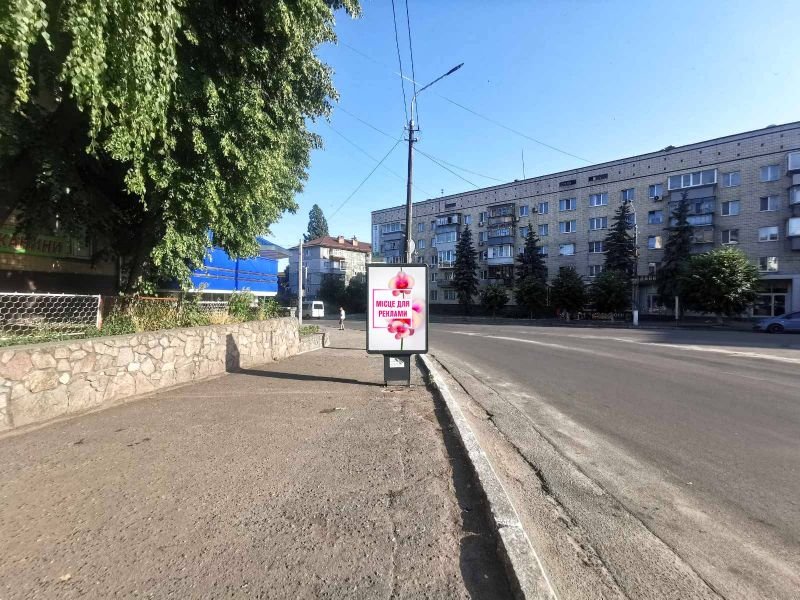 Ситилайт формат 1,2х1,8 №267265 в городе Васильков (Киевская область) `Ситилайт №267265 в городе Васильков (Киевская область), размещение наружной рекламы, IDMedia-аренда по самым низким ценам!`