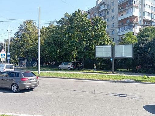 Скрол №267974 в місті Львів (Львівська область), розміщення зовнішнішньої реклами, IDMedia-оренда найнижчі ціни!