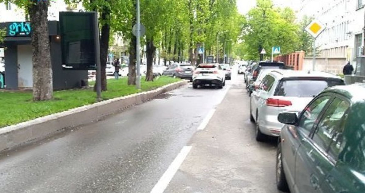 Ситилайт формат 1.2*1.8 №268194 в городе Киев (Киевская область) `Ситилайт №268194 в городе Киев (Киевская область), размещение наружной рекламы, IDMedia-аренда по самым низким ценам!`