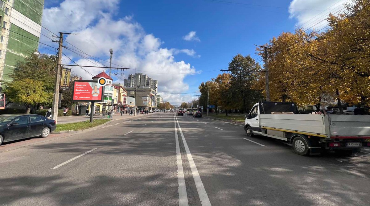 Бэклайт формат Беклайт 2.3х3.14 №268216 в городе Львов (Львовская область) `Бэклайт №268216 в городе Львов (Львовская область), размещение наружной рекламы, IDMedia-аренда по самым низким ценам!`