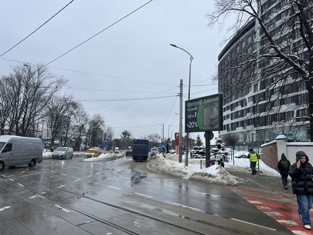 `Скролл №268225 в городе Львов (Львовская область), размещение наружной рекламы, IDMedia-аренда по самым низким ценам!`