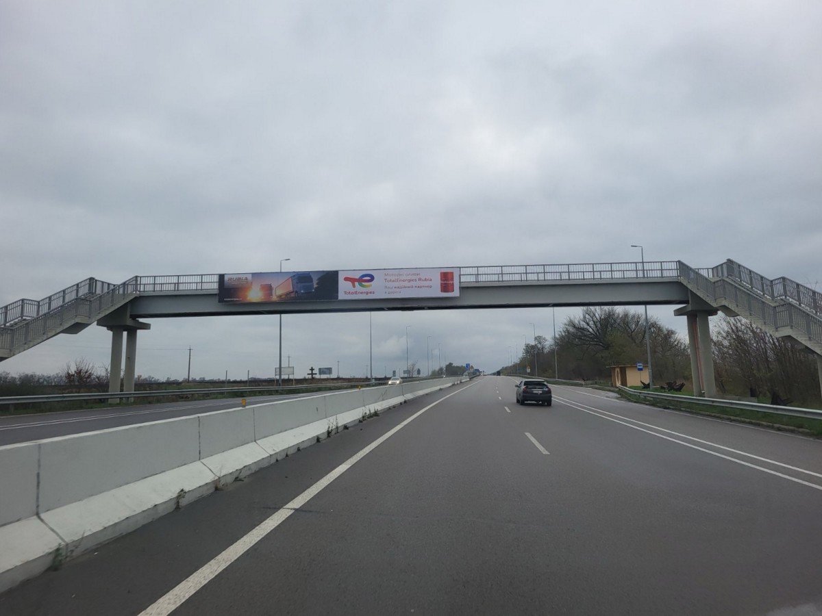 Арка №268585 в місті Київська область траса (Київська область), розміщення зовнішнішньої реклами, IDMedia-оренда найнижчі ціни!