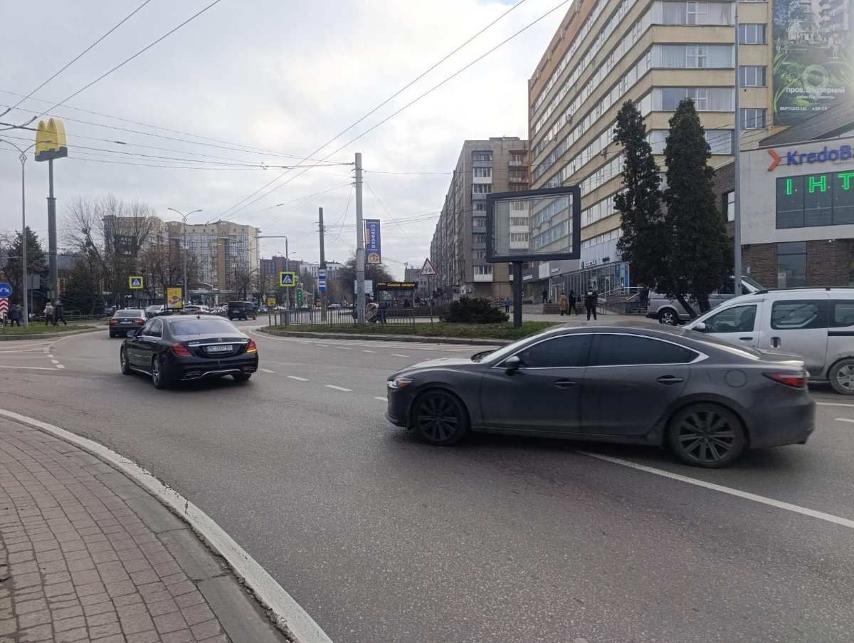 Скрол №268731 в місті Львів (Львівська область), розміщення зовнішнішньої реклами, IDMedia-оренда найнижчі ціни!