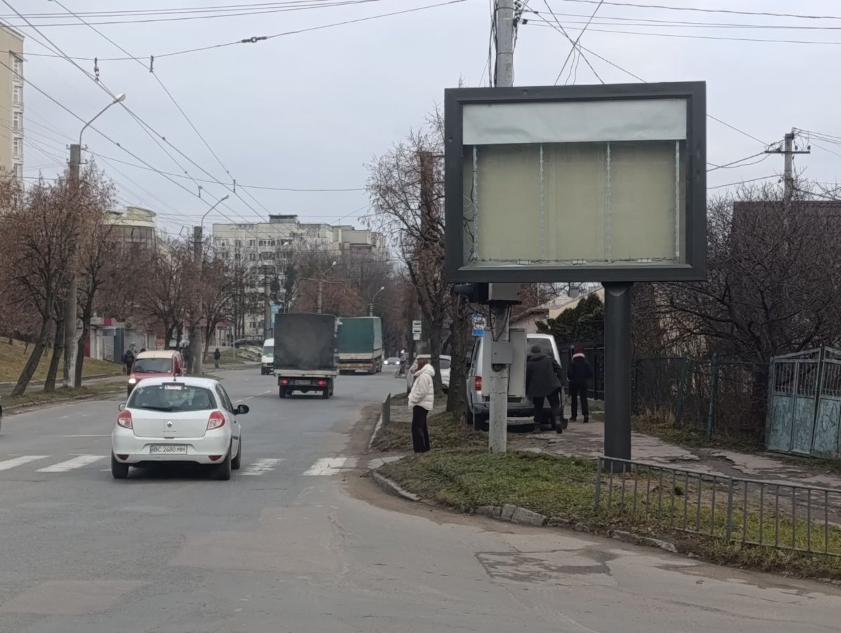 Скрол №268733 в місті Львів (Львівська область), розміщення зовнішнішньої реклами, IDMedia-оренда найнижчі ціни!