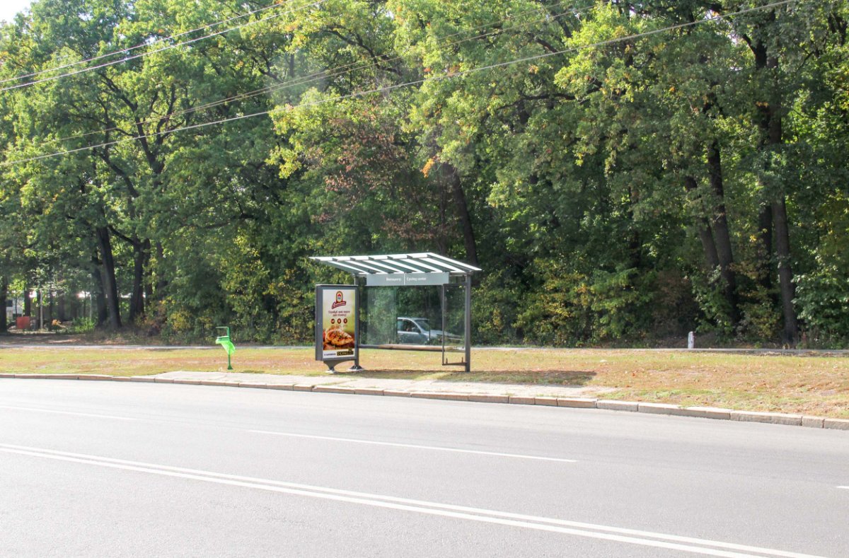 Зупинка №268910 в місті Харків (Харківська область), розміщення зовнішнішньої реклами, IDMedia-оренда найнижчі ціни!