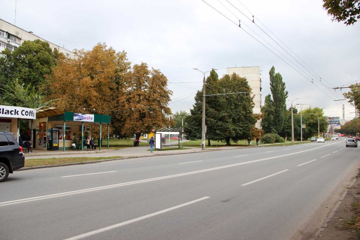 Зупинка №268940 в місті Харків (Харківська область), розміщення зовнішнішньої реклами, IDMedia-оренда найнижчі ціни!