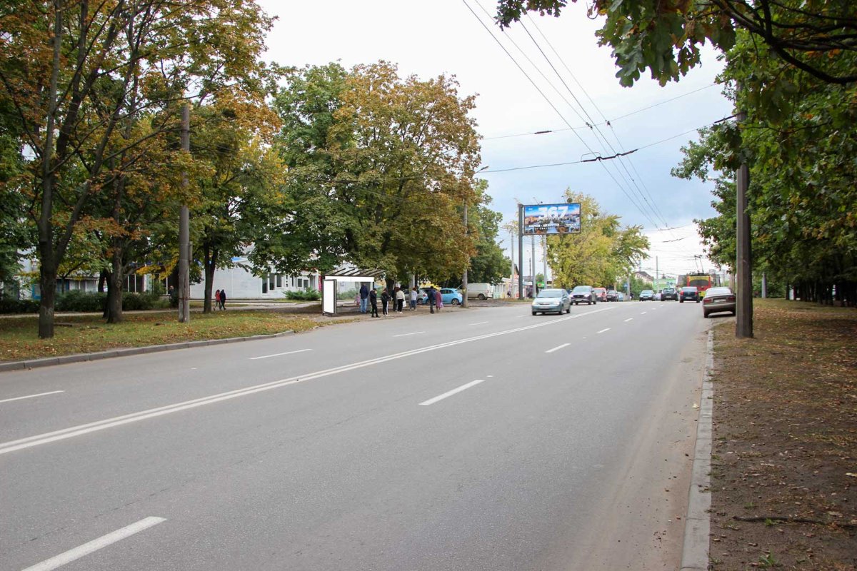 Зупинка №268941 в місті Харків (Харківська область), розміщення зовнішнішньої реклами, IDMedia-оренда найнижчі ціни!