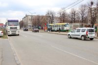 Зупинка у місті Харків #268998 за адресою Георгія Тарасенка (Плеханівська) (навпроти будинку № 121) (зупинка ст. м. Завод ім. Малишева), з центру Зупинка №268998 в місті Харків (Харківська область), розміщення зовнішнішньої реклами, IDMedia-оренда найнижчі ціни!