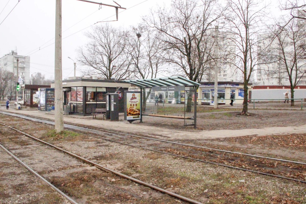`Остановка №269028 в городе Харьков (Харьковская область), размещение наружной рекламы, IDMedia-аренда по самым низким ценам!`