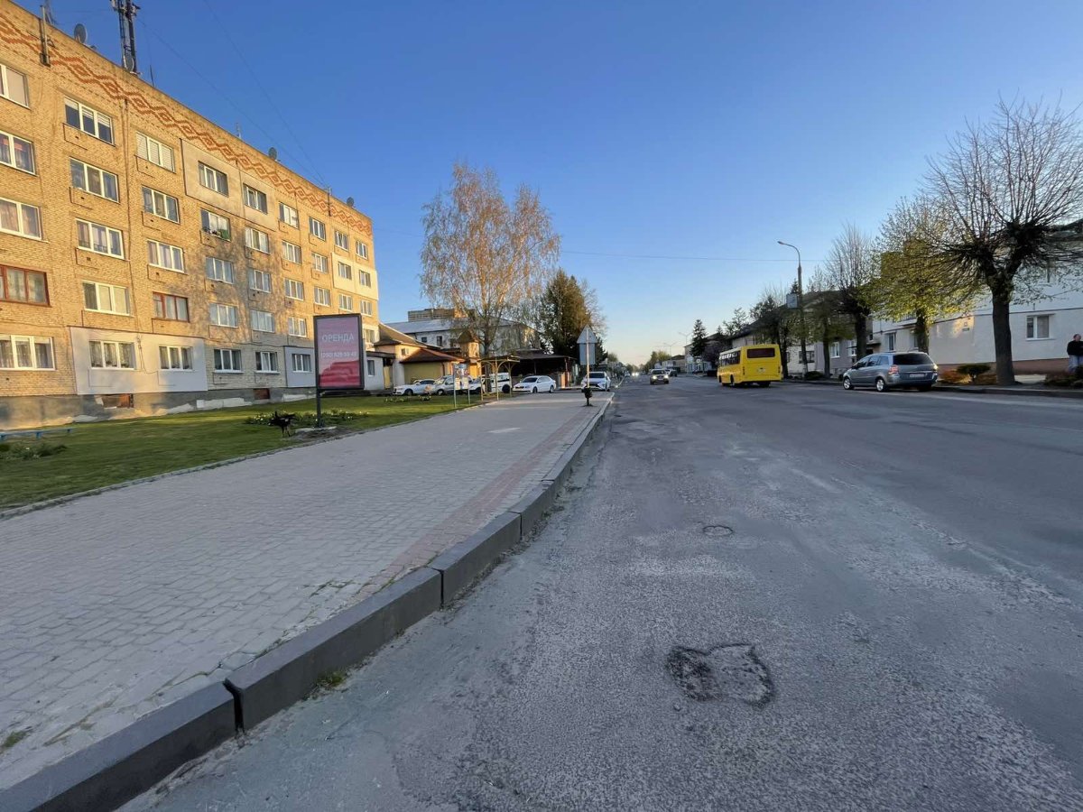 `Ситилайт №269334 в городе Рожище (Волынская область), размещение наружной рекламы, IDMedia-аренда по самым низким ценам!`