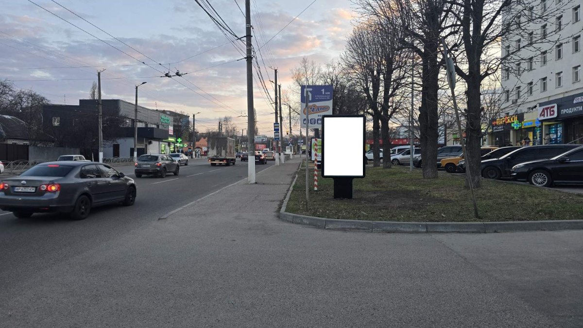 `Ситилайт №269359 в городе Кропивницкий (Кировоградская область), размещение наружной рекламы, IDMedia-аренда по самым низким ценам!`
