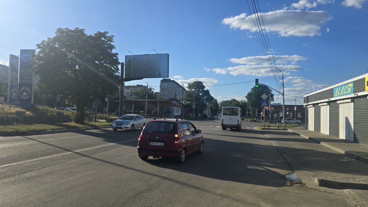 Білборд №269367 в місті Кропивницький (Кіровоградська область), розміщення зовнішнішньої реклами, IDMedia-оренда найнижчі ціни!