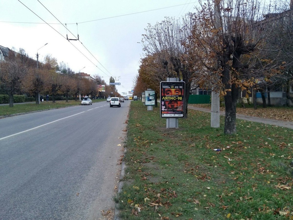 Сітілайт №269551 в місті Чернівці (Чернівецька область), розміщення зовнішнішньої реклами, IDMedia-оренда найнижчі ціни!