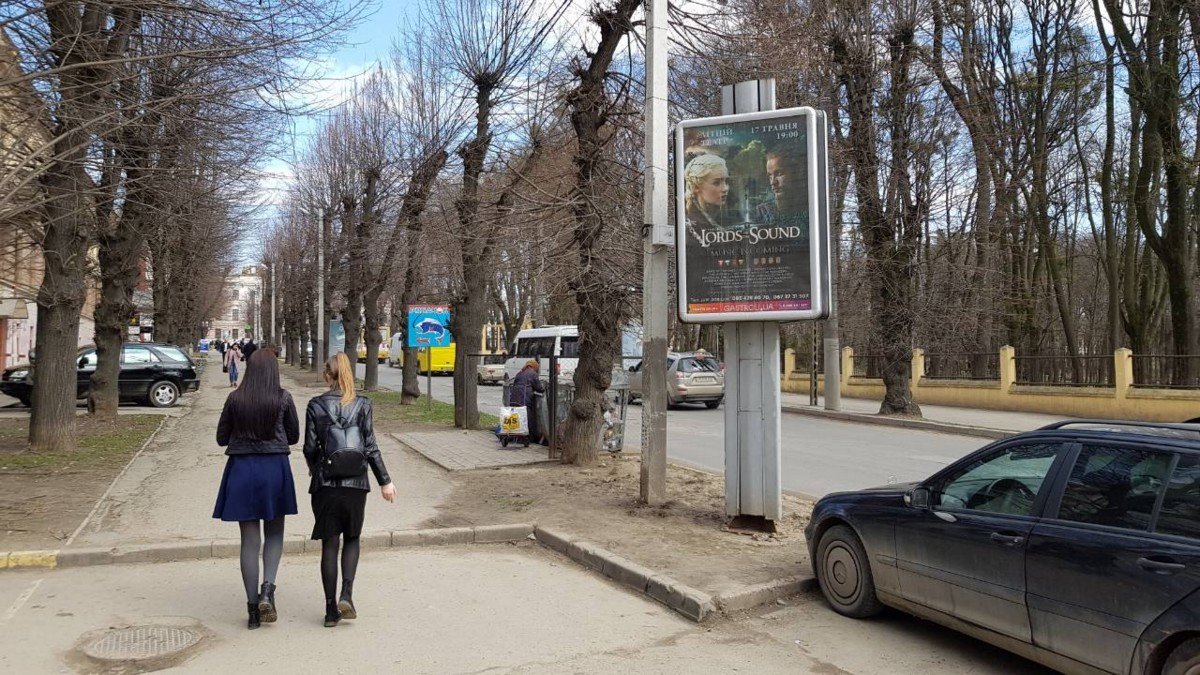 Сітілайт №269572 в місті Чернівці (Чернівецька область), розміщення зовнішнішньої реклами, IDMedia-оренда найнижчі ціни!