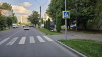 Сітілайт у місті Чернівці #269581 за адресою вул. Небесної Сотні, 28 на пішохідному переході А Сітілайт №269581 в місті Чернівці (Чернівецька область), розміщення зовнішнішньої реклами, IDMedia-оренда найнижчі ціни!